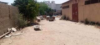 مصنع للبيع 8700 متر بالعاشر في A4 نشاط هندسي 01093855082