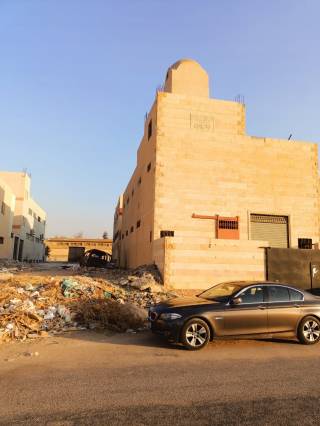 For Sale ارض صناعى صناعات طبية فى العاشر من رمضان