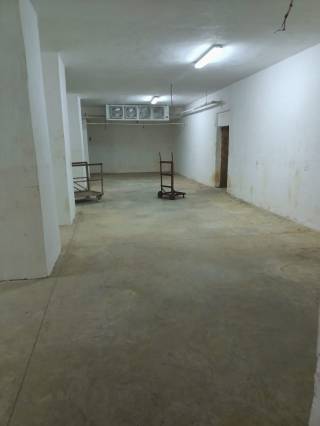 For Rent مخزن للشركات 3500م فى العاشر من رمضان
