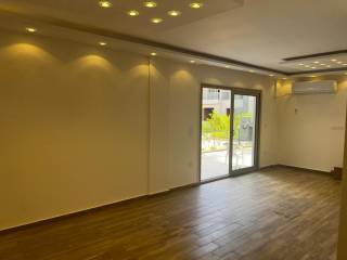 Ground floor with garden for rent In Galleria Moon