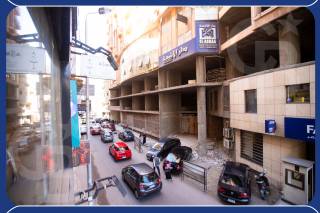محل وميزان إداري للإيجار 180 متر جليم