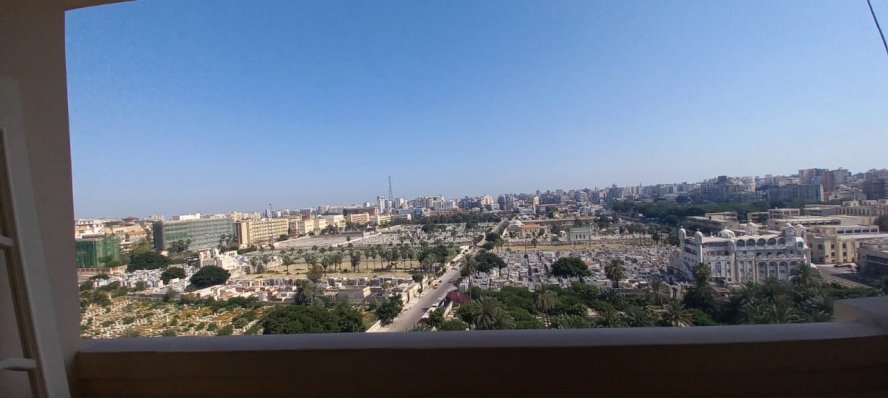 شقة للبيع بالشاطبي بجوار السفارة اليونانية 1