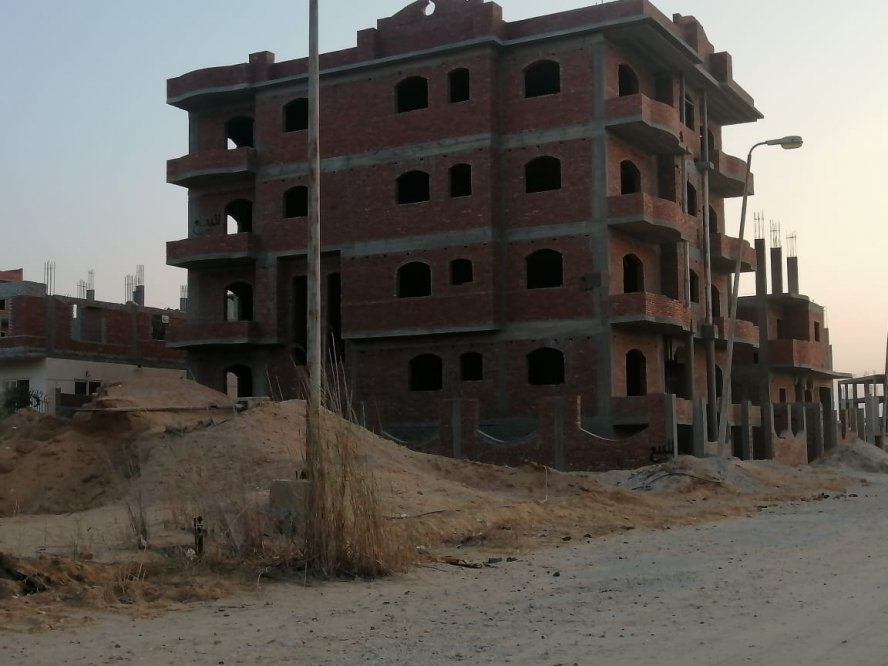 For Sale منزل بسعر تجارى بحرى 500م المجاورة 94
