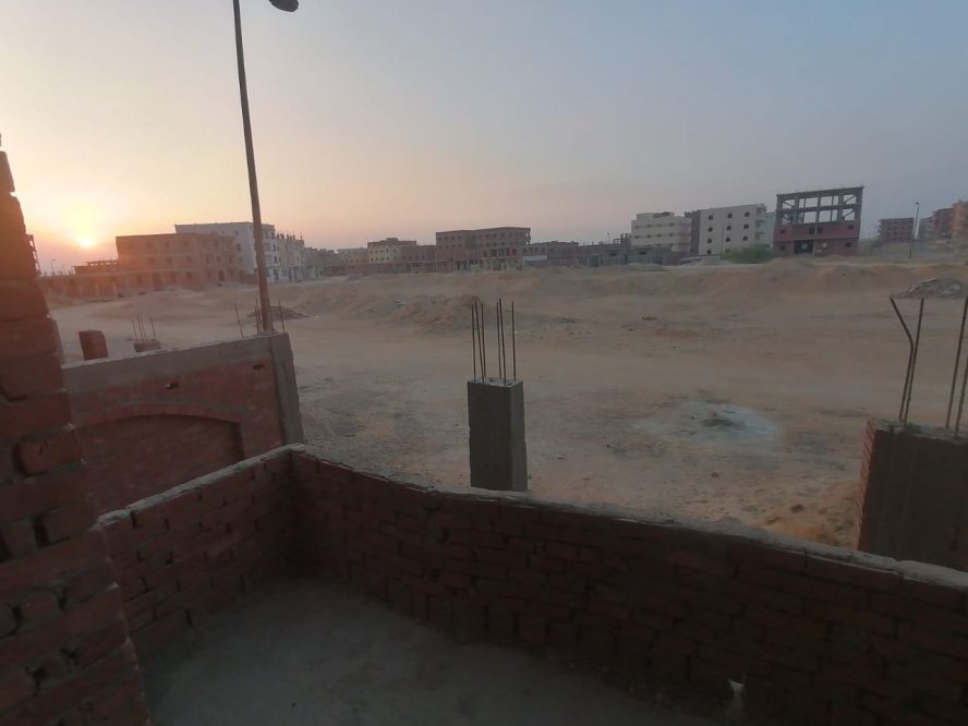 For Sale منزل بسعر تجارى بحرى 500م المجاورة 94