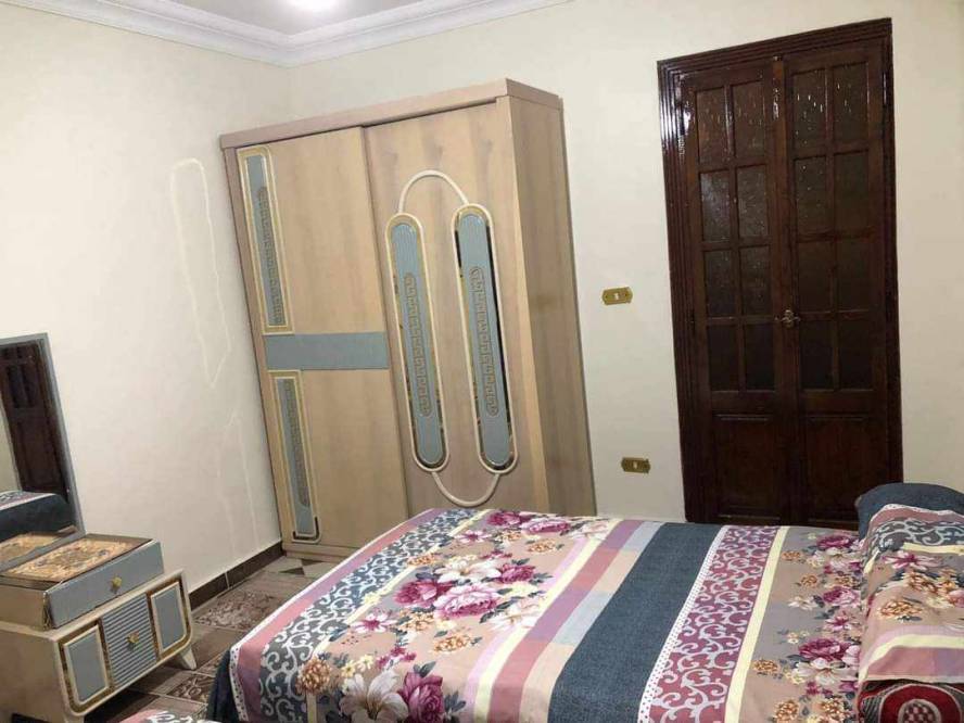 شقة مفروشة للايجار الدور الاول علوي 1