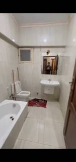 شقه للايجار ق ج بشارع احمد عرابى بالمهندسين 220م ب 3