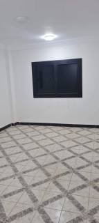 شقه للايجار دور ارضي مرتفع بالمهندسين 4