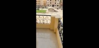 شقه تحفه للبيع 173بالقرب من مزار مول