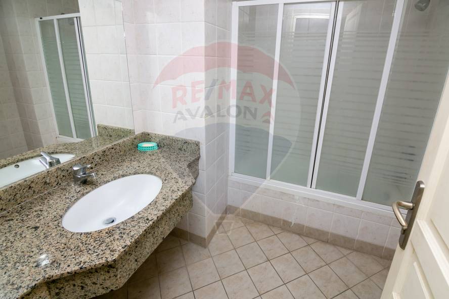 شقة للايجار المفروش 270 متر سان ستيفانو طريق الجيش 1