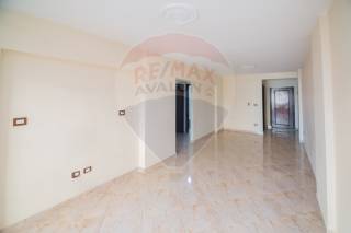 شقة للبيع 107 متر محرم بك حي محرم باشا