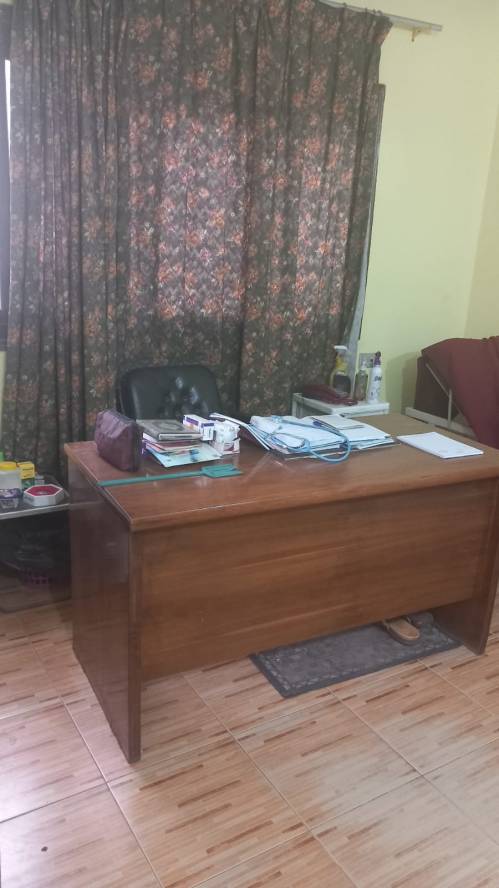 غرفةمنفصلة للإيجار 12م داخل عيادة في شارع السودان 1