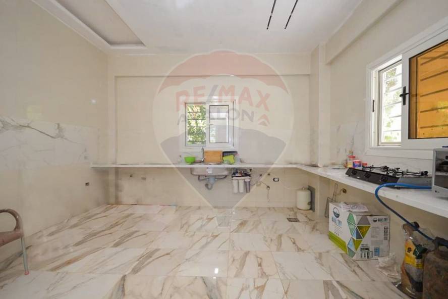 فيلا ستاند الون للبيع513م كينج مريوط خطوات من عكنش 1