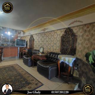 شقة للبيع 225 متر كامب شيزار على البحر مباشرة