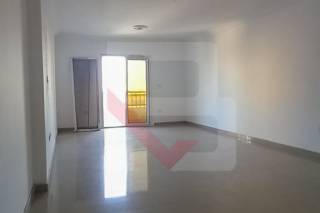 شقة للبيع 170م لوران شارع سيرهنك 4