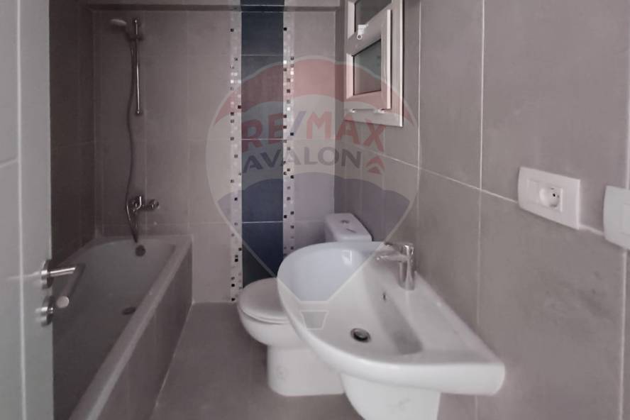 شقة للبيع 176 متر سموحه جراند ڤيو ڤيو مفتوح علي النادي 1