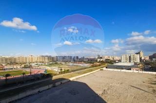 شقة للبيع 176 متر سموحه جراند ڤيو ڤيو مفتوح علي النادي 3