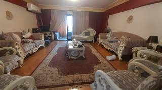 شقة للإيجار بدون فرش في المهندسين 110م بسعر ممتاز