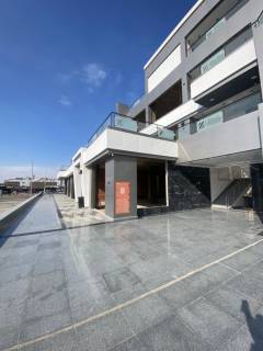 محل للإيجار فى الشيخ زايد 95م مساحة خارجية 15م 3