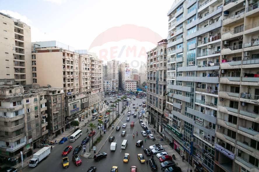 شقة للبيع 205 متر سموحه ش فوزي معاذ الرئيسي 1