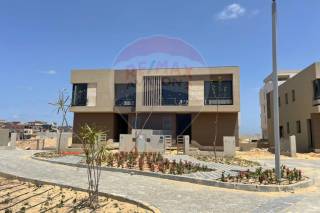 تيسرا للبيع 286 متر بالم هيلز الاسكندرية