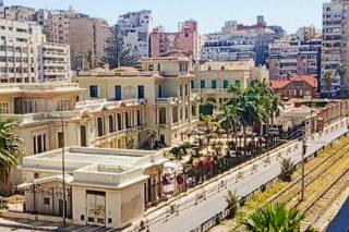 شقه للبيع 165م وينجت خطوات من المحمودية
