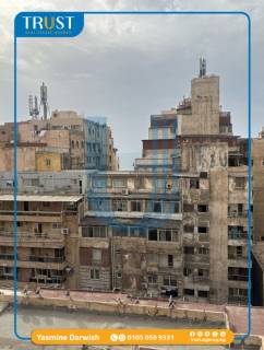شقه للبيع في لوران الاقبال مطل على كلية فيكتوريا