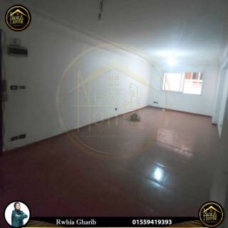 بلاىستيشن وكافيه ب فلمنج 70م ب 4000 شهريا