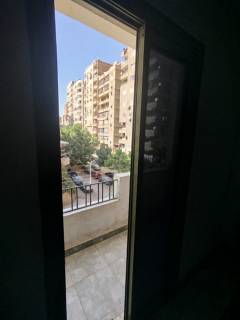 مكتب للايجار مجهز بالكامل بالهرم