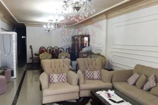 شقة للبيع 235 متر كفر عبده ميدان سانت چيني