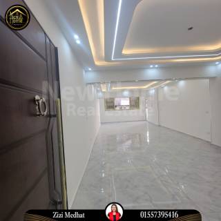 شقة 320 متر للبيع سيدي بشر خطوات من البحر