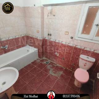 شقة للبيع 240 متر سموحة ش كمال الدين صلاح