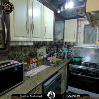 شقة للبيع 142 متر سموحة سكاي لاين