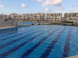 امتلك شاليهك بحري الطريق استلام فوري بالفرش