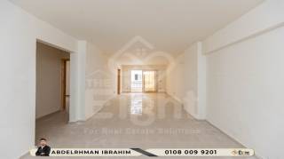 شقة للبيع 187 متر سموحة فالورى ش النقل والهندسة