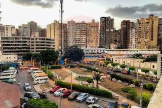 شقه للبيع 225 متر سموحه ابراج بيتك في النادي