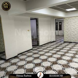 شقه للايجار قانون جديد 204 متر الازاريطه ش شامبليون