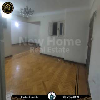 شقة للبيع 240 متر زيزينيا متفرع من البحر