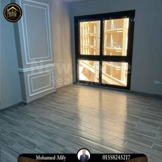 شقه للبيع 195 متر كفر عبده ميدان سانت جيني