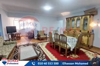 شقه للبيع 195 متر كفر عبده ميدان سانت جيني