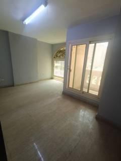 مكتب مفروش 4غرف بالمهندسين 01002333702