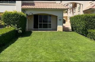 شاليهات فندقيه بمنتجع Marina Hills العين السخنه