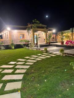 شاليه للبيع بالريف الاوروبي تشطيب كامل بمنطقة واحة