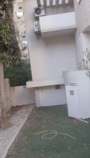 فيلا للايجار 800م مستقلة بحديقه إداري دورين رخصه