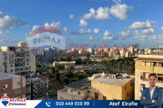 دوبلكس للايجار 300 متر سبورتنج ش احمد علام