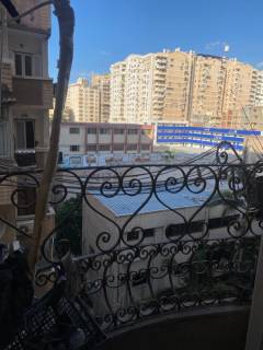 شقه للبيع 200 متر المندرة طريق الجيش