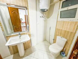 شقة للبيع في الإسكندرية على البحر مباشرة المندره