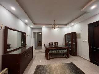 شقة دور ارضي بجنية علي محور الكفراوي