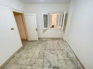 شقه للبيع 100 متر ب كفر عبده شارع ابراهيم راجي