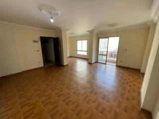 شقة للبيع 178 متر كفر عبده ش خليل المصري