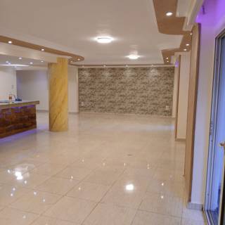 شقه بالفجاله تصلح للشركات والمراكز